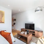 아파트 Urban Oasis Six Apts