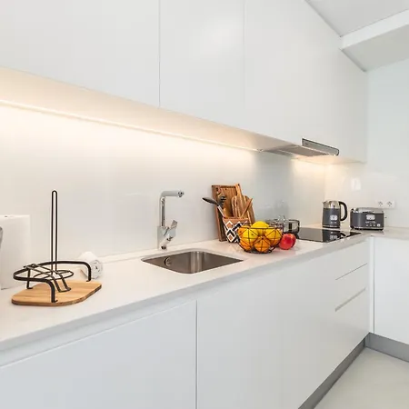 Urban Oasis Six Apts شقة