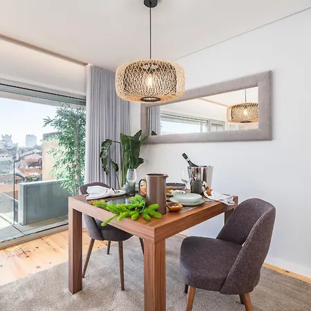 Urban Oasis Six Apts