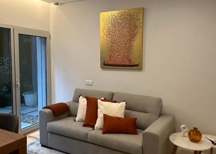 דירה Urban Oasis Six Apts