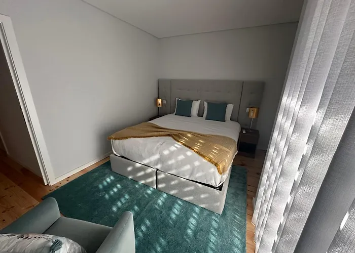 Urban Oasis Six Apts *