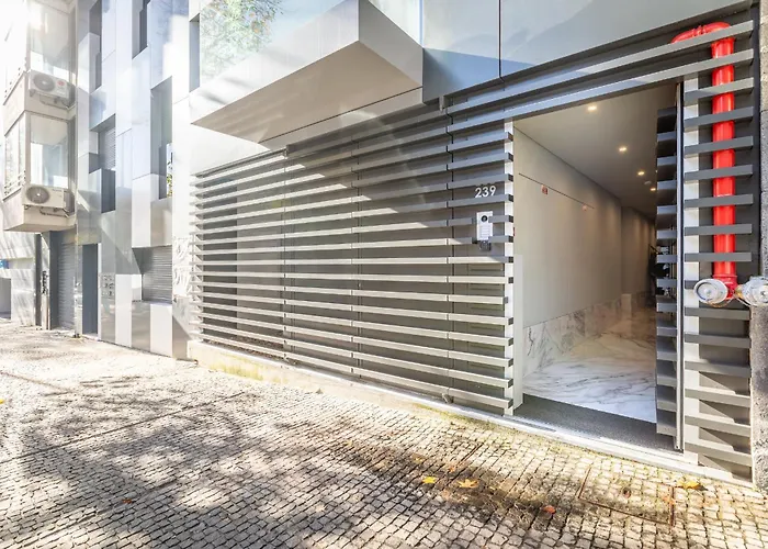 Urban Oasis Six Apts דירה פורטו