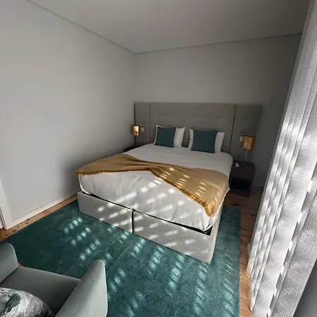 Urban Oasis Six Apts *