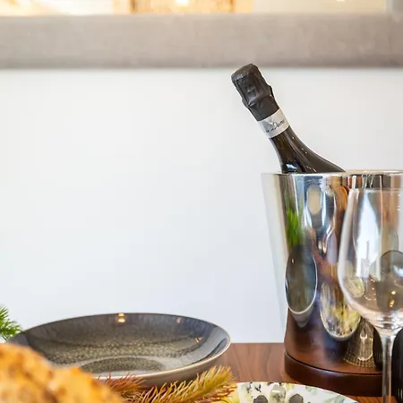 Urban Oasis Six Apts Porto