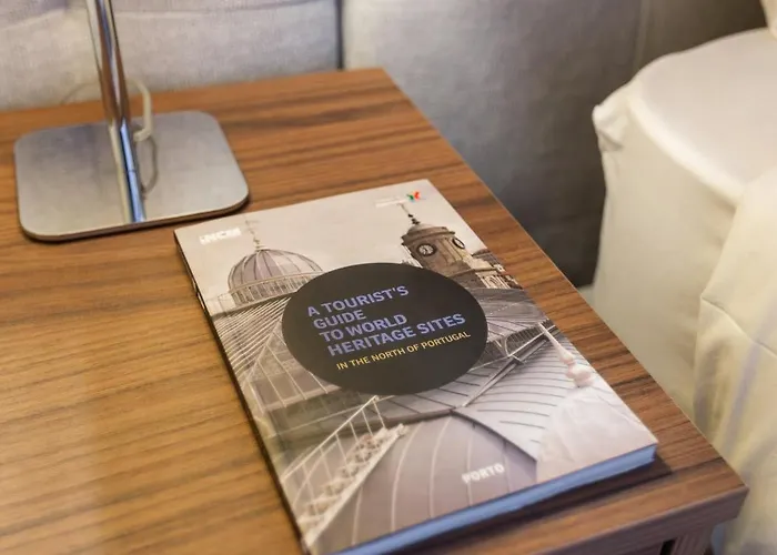 Urban Oasis Six Apts 公寓 *