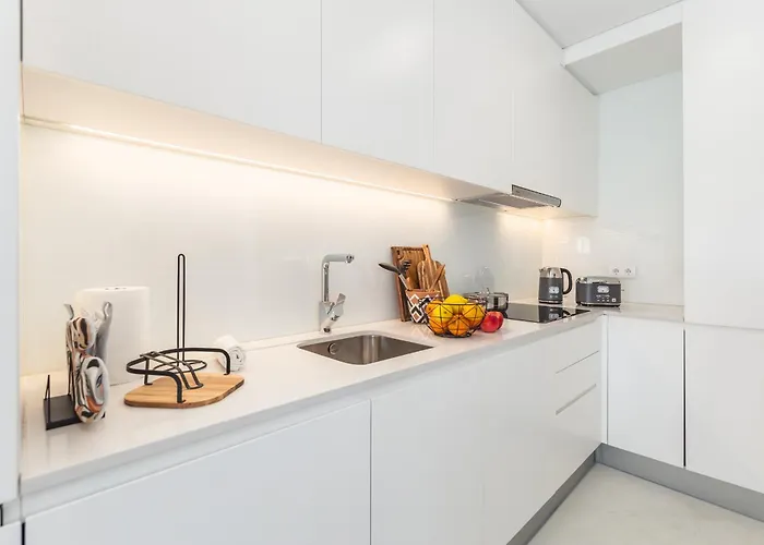 Urban Oasis Six Apts 公寓