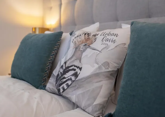 Urban Oasis Six Apts アパート ポルト