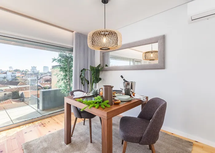 Urban Oasis Six Apts